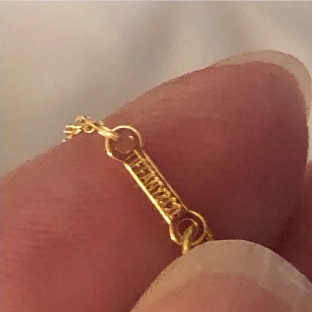 Tiffany & Co loving heart 18k Gold 17 in. necklace - Picture 6 of 10